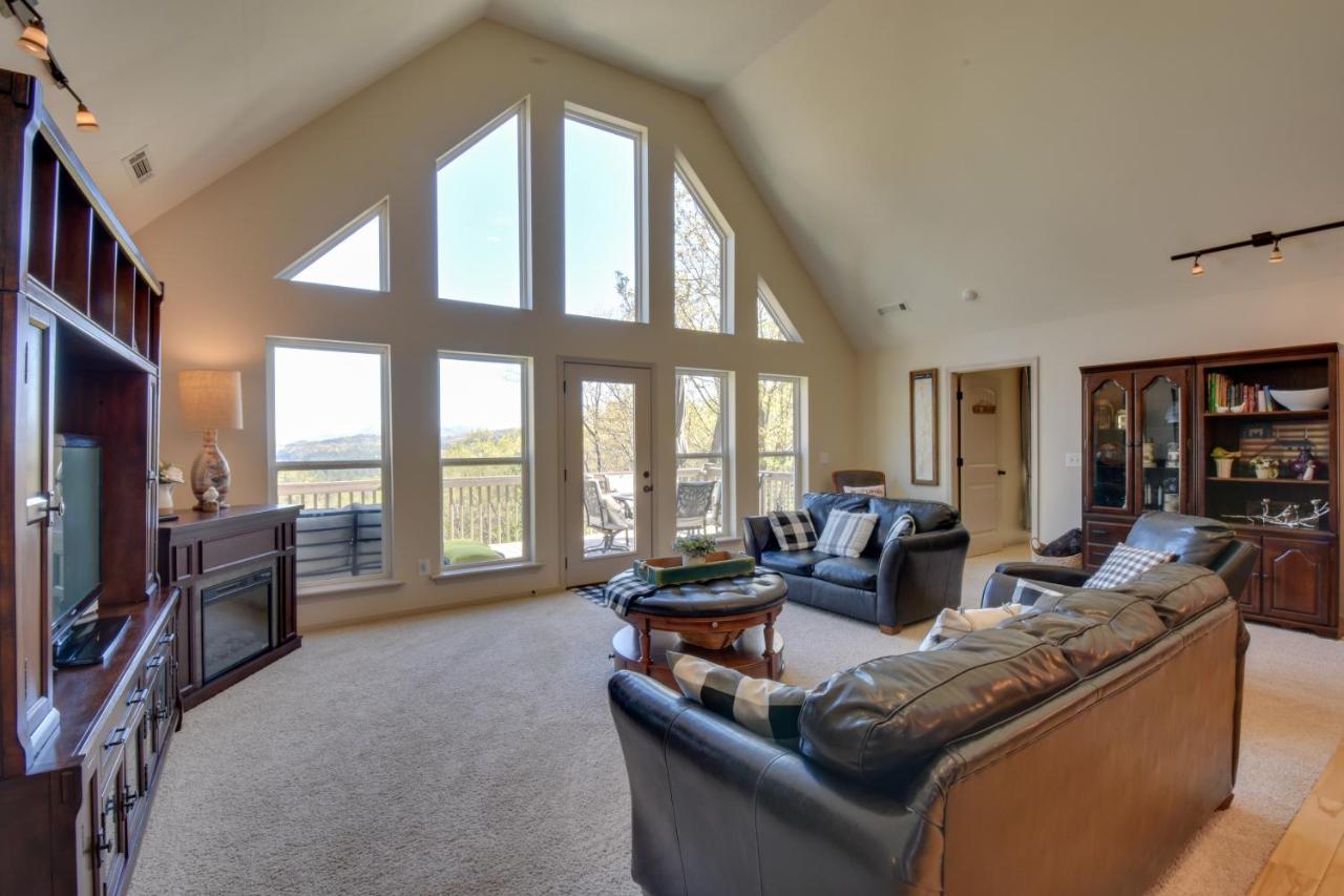 Lakemont Retreat Game Room, Hot Tub, And Mtn Views! Extérieur photo