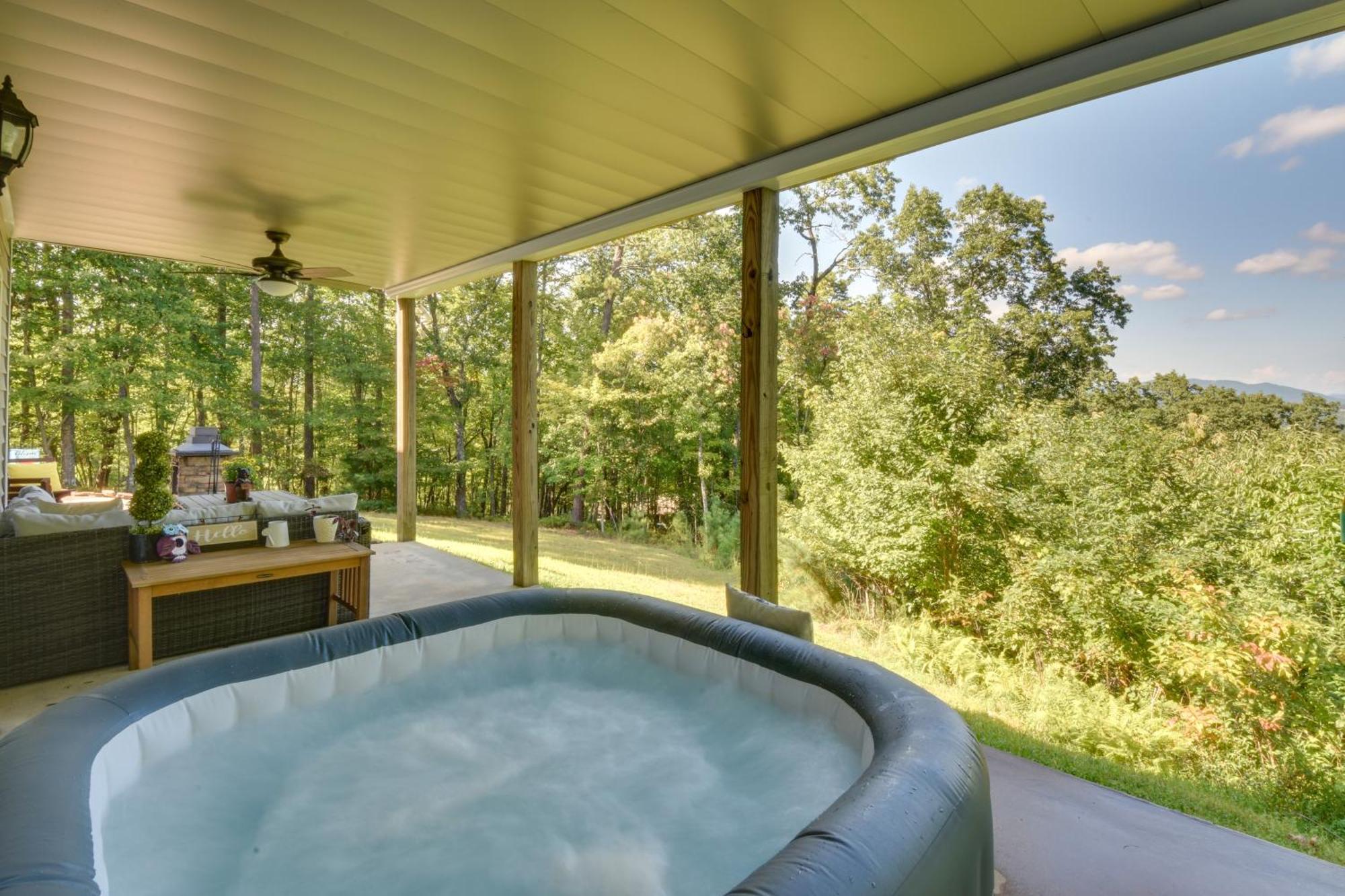 Lakemont Retreat Game Room, Hot Tub, And Mtn Views! Extérieur photo